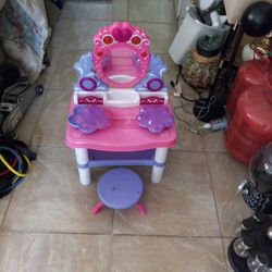 Kids Toy Makeup Desk