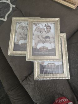 3 picture frame 