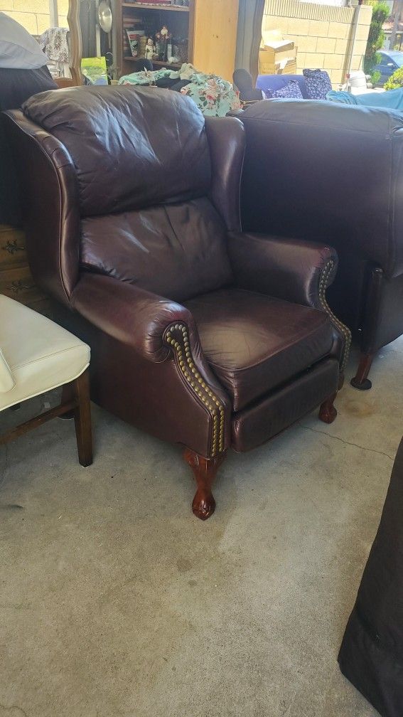 Reclinable Leather Sofa