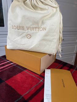 Louis Vuitton Greige Soft Calfskin Lockme Ever MM