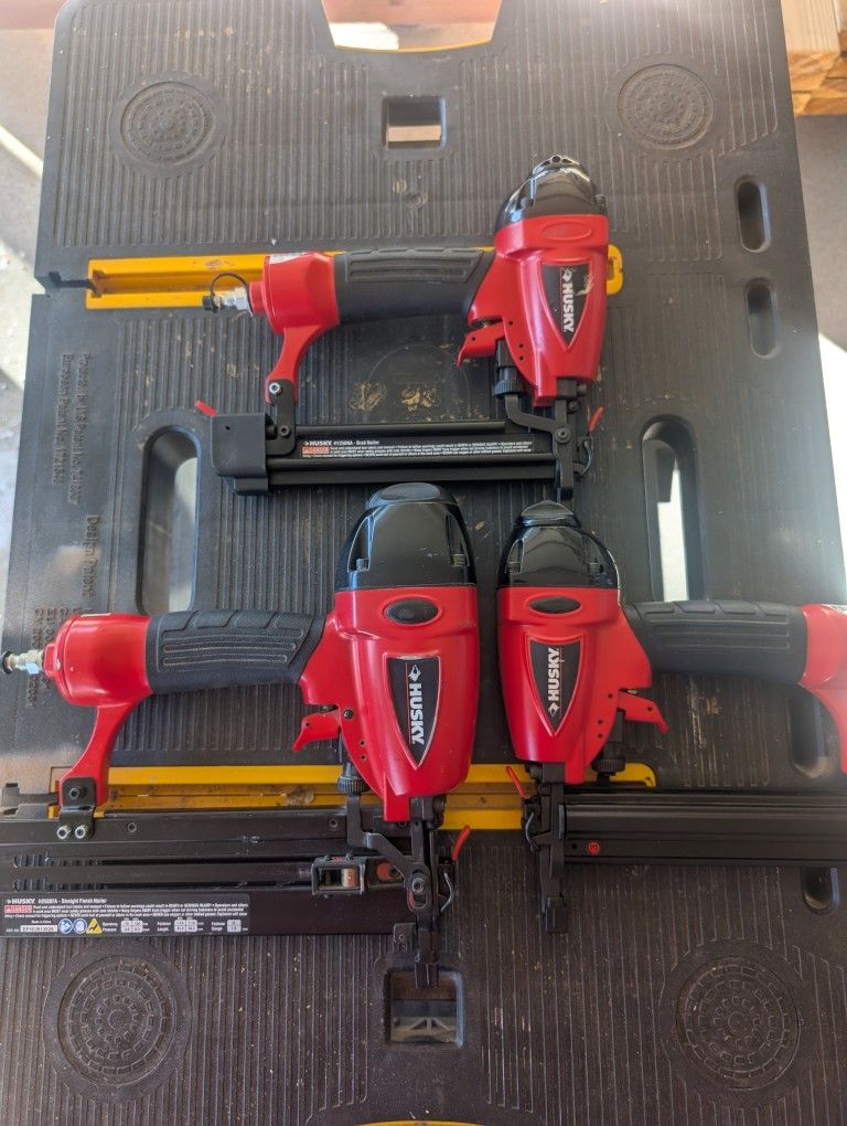 Husky Nail Gun Set