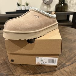 Ugg Tazz Slipper Grade School 6y
