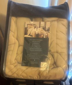 UGG Hudson full/queen comforter set