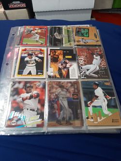 18 Barry Bonds Baseball Cards Different Brands and Different years
