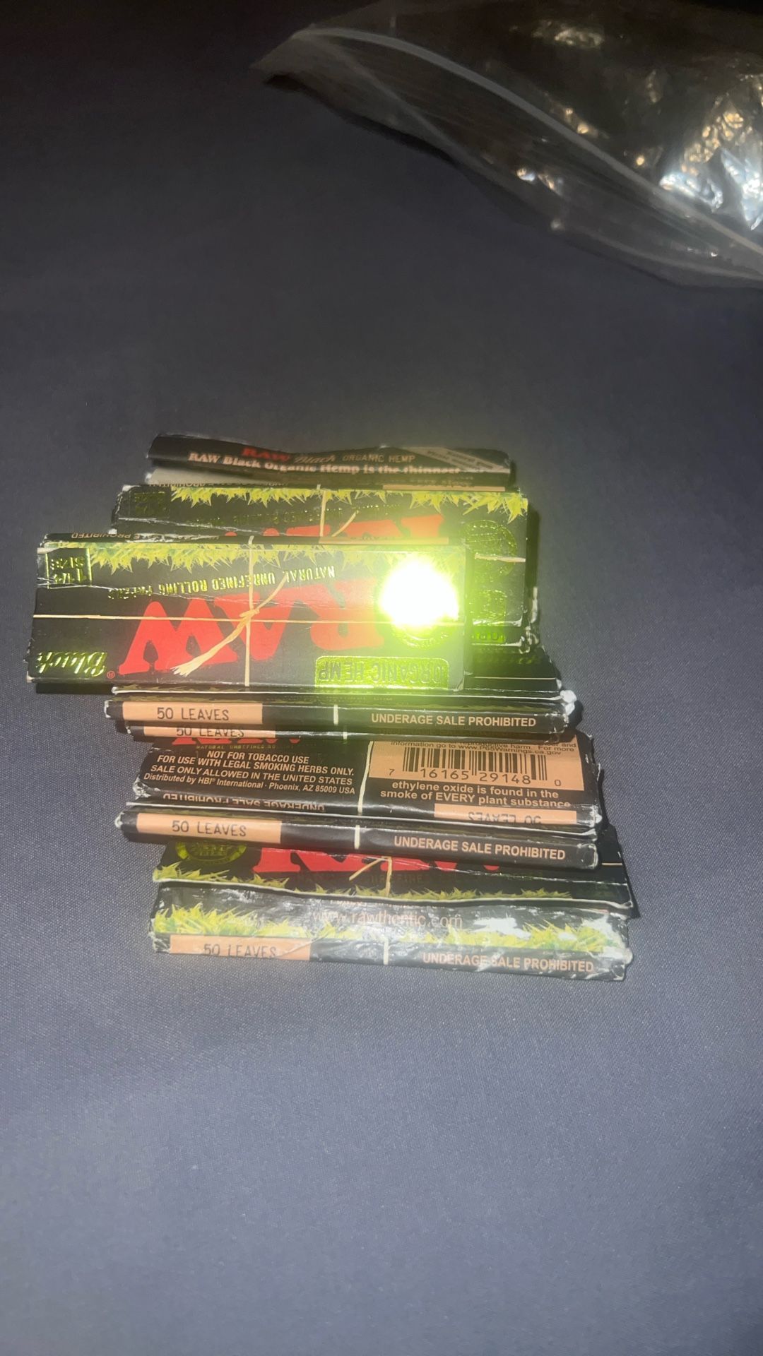 Raw rolling Papers