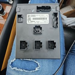 Audi A4 A/C Controller  - Controladora de Aire Acondicionado