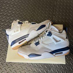Jordan 4 SB Navy 