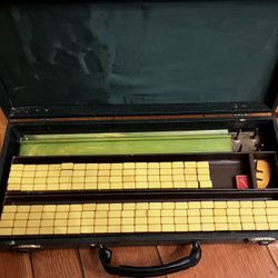 Vintage Mahjong Set