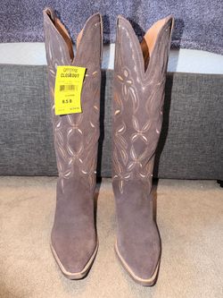 Cavender