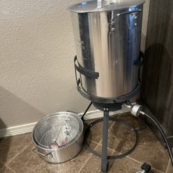 30 Qt Fryer With Accessories 