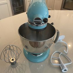 KitchenAid Aqua Sky Mixer With Attachments KSM150 for Sale in Gilbert, AZ -  OfferUp