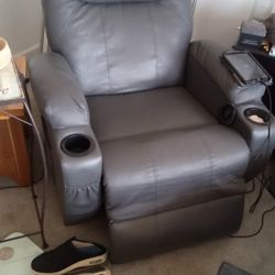 Recliner