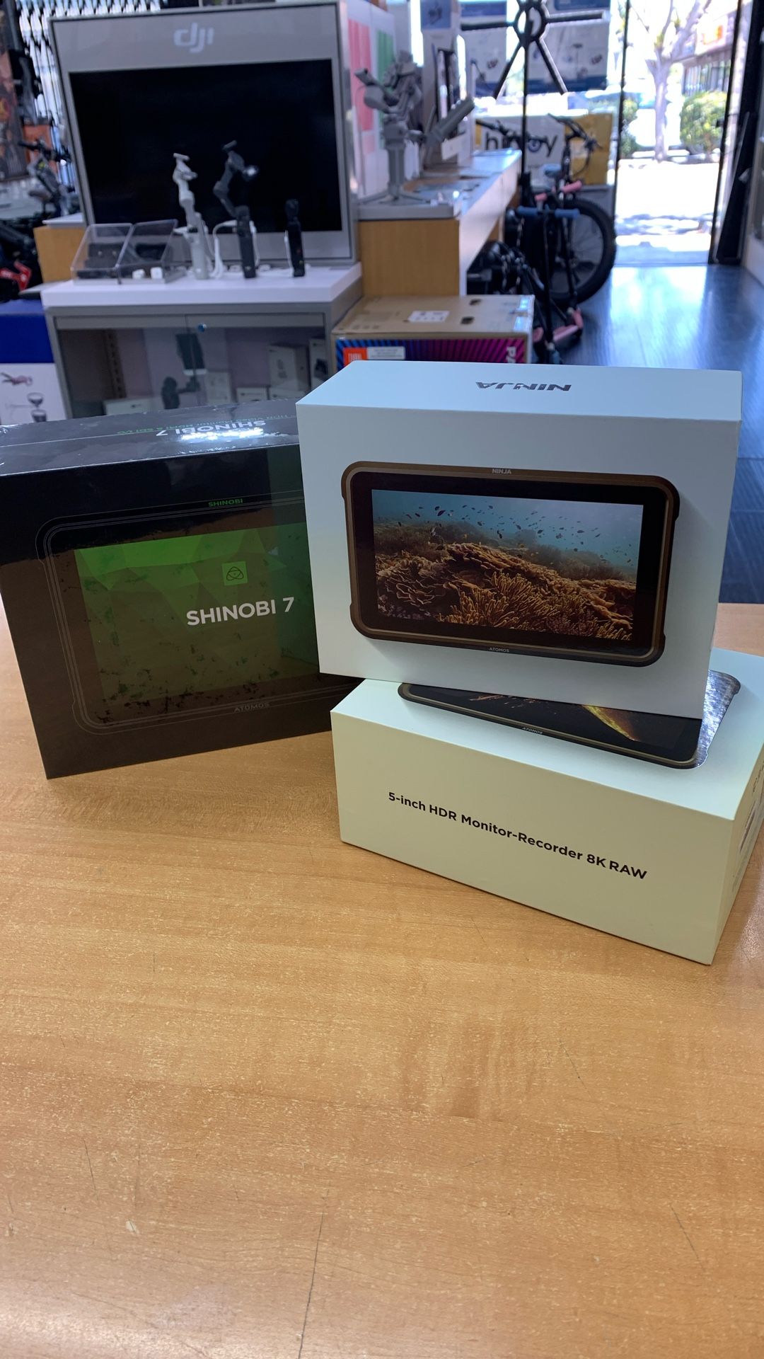ATOMOS Ninja 5 Camera Monitor 6k Brand New