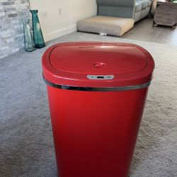 Motion Sensor Trashcan