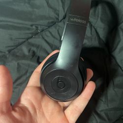 Beats Solo 3 New Used 2x