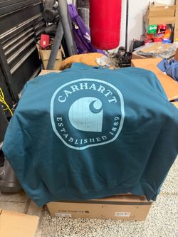 2XL Carhartt hoodies