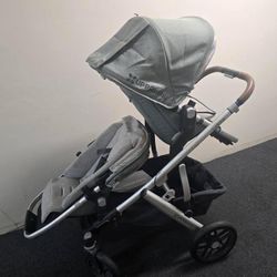 Uppa Baby Double Stroller Both Seats Have Cushion