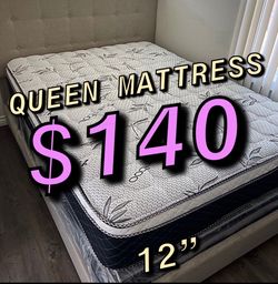 Queen size pillow top mattress