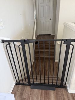 Black Cumbor Baby Gates | 4 ft | 2 Available | Great Condition