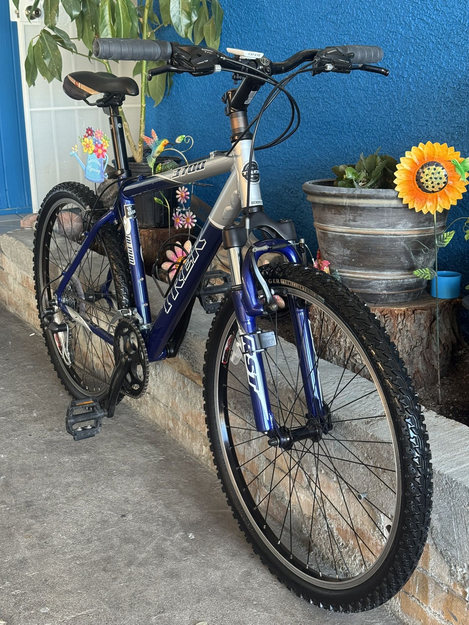 26” Trek Mountain Bike 