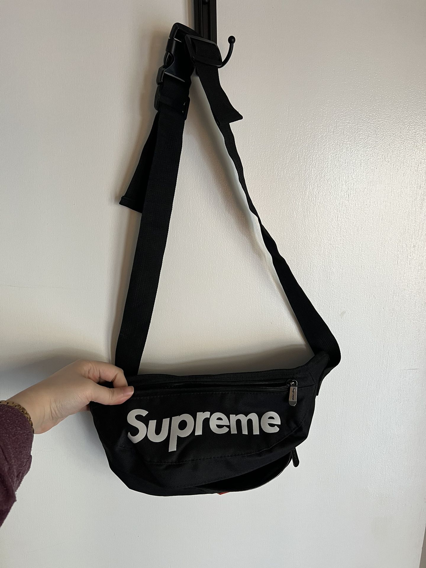 Supreme Bum bag 