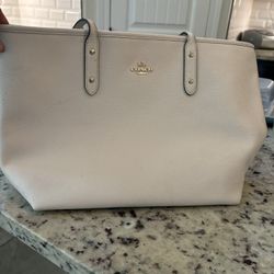 Coach Tote purse