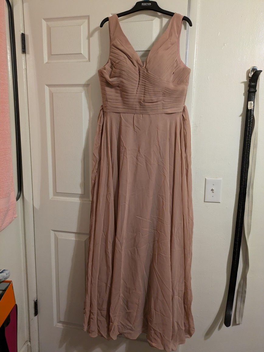 Elegant Party Dress Size 16