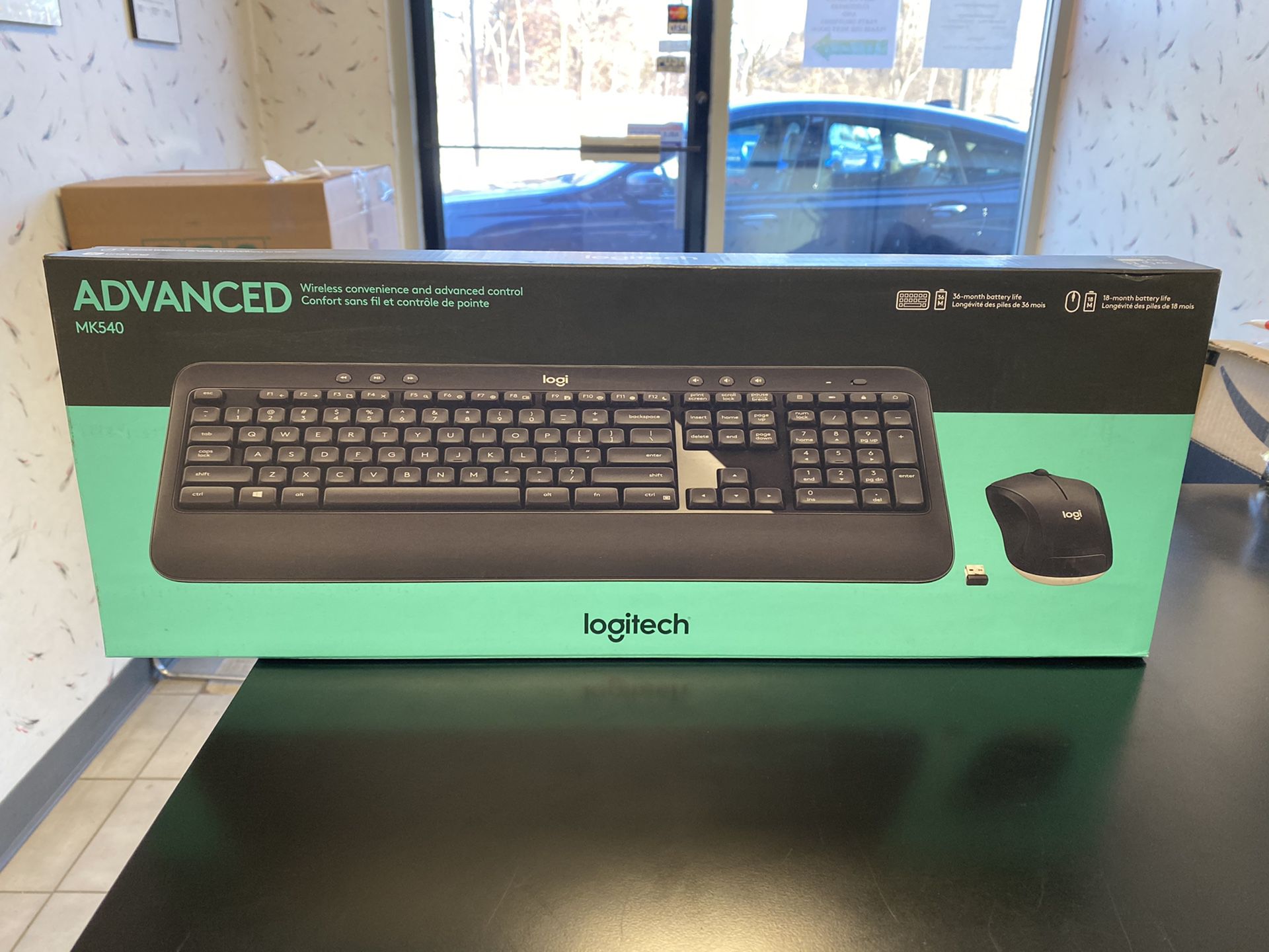 BRAND NEW Wireless Keyboard and Mouse