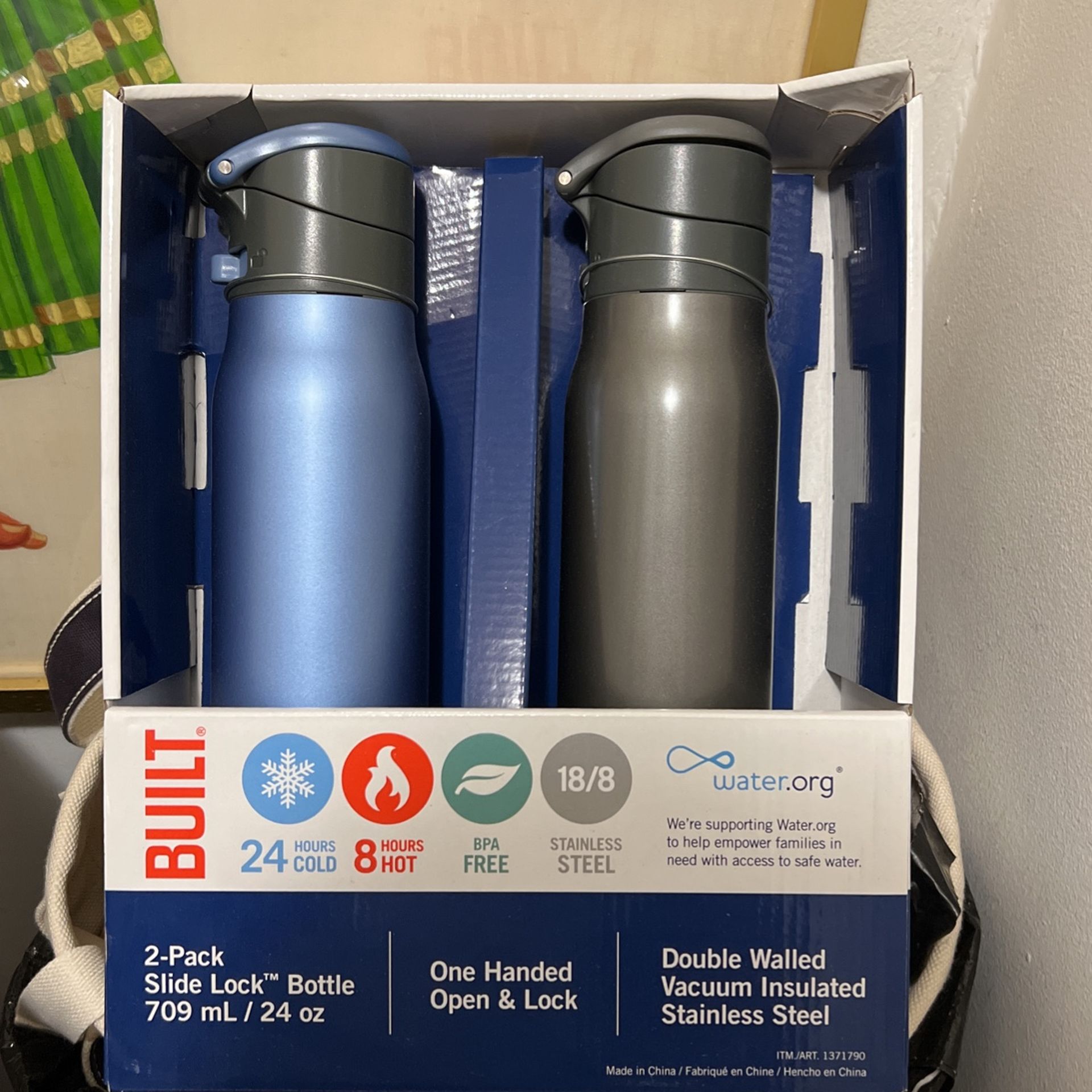 Water Bottle - Vacuum Insulated New