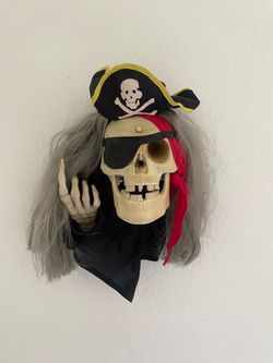 Vintage Gemmy Animated Pirate Skull Halloween Prop - Talking Skeleton Head Works