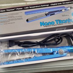 Nano Titanium Straightener 