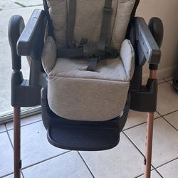 Maxi Cosi High Chair 