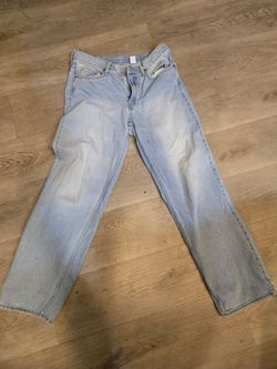 Womens H&m pants amd old navy shorts