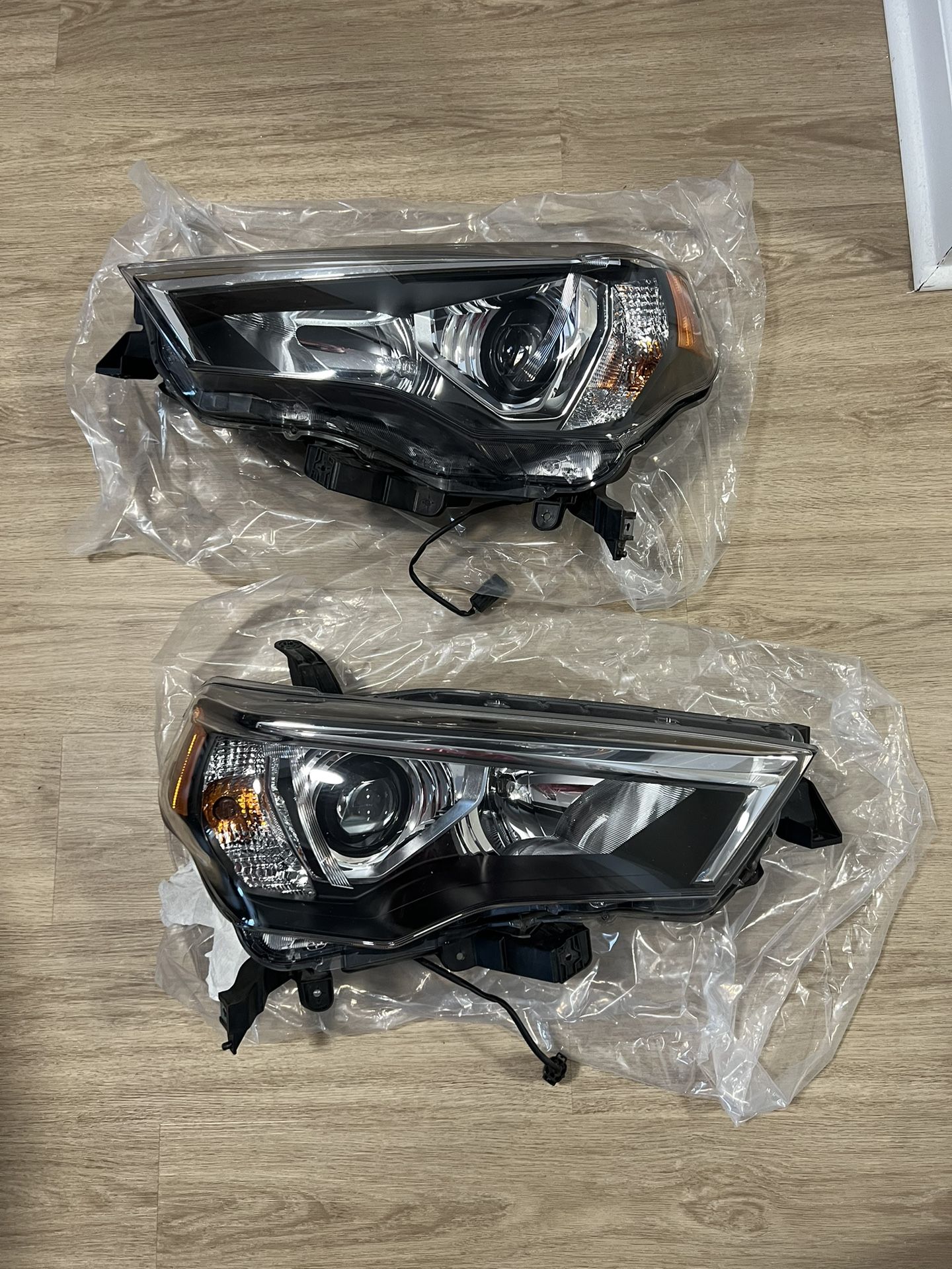 Toyota 4Runner Headlights OEM
