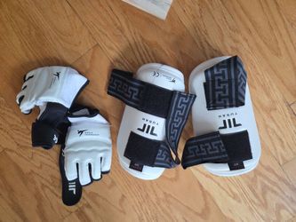 🎯 Kids Sparring Gear – Like New! $200 OBO