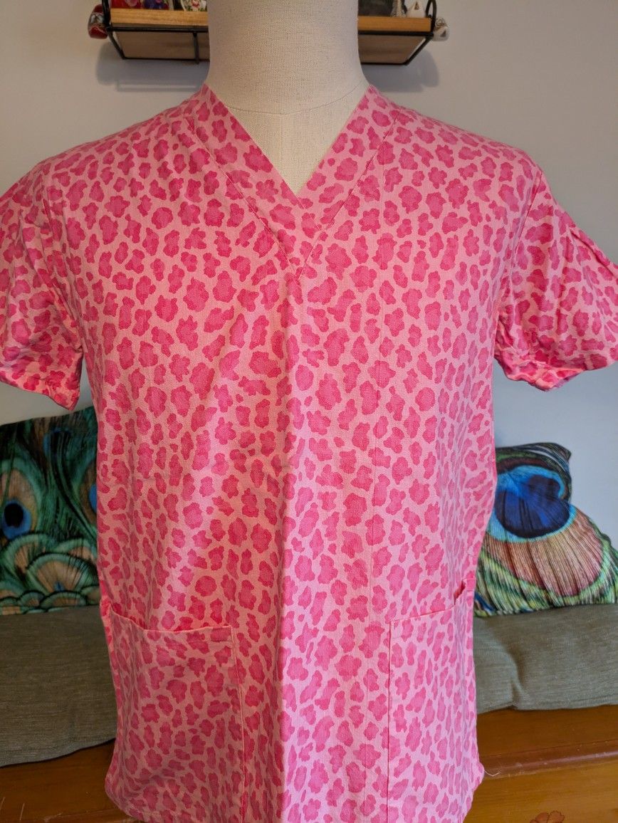 Vtg Women's Pink Animal Print Scrub Top
