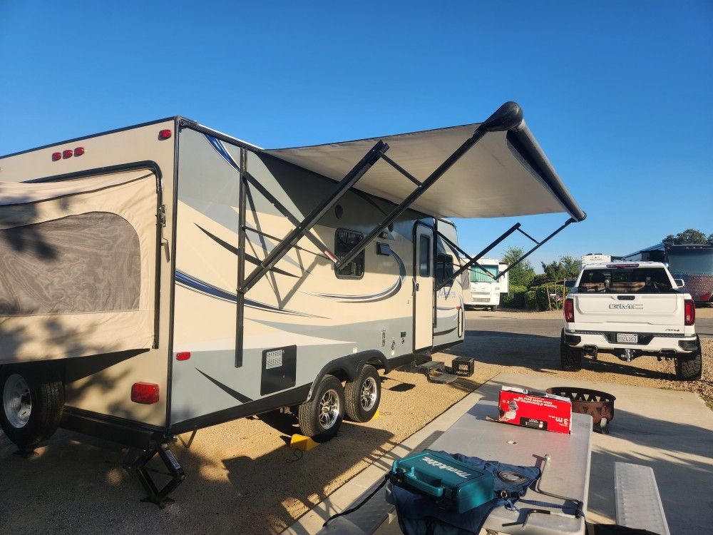 2016 Aerolite 204ES Travel Trailer