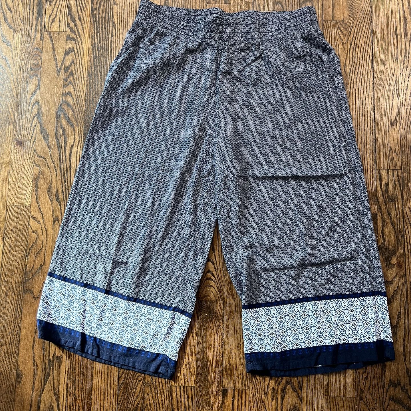 Dana buchman hot sale capri pants