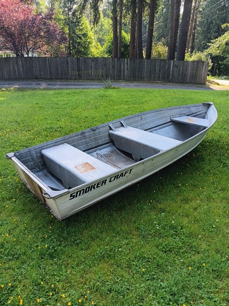 Smoker Craft 12' Aluminum Boat