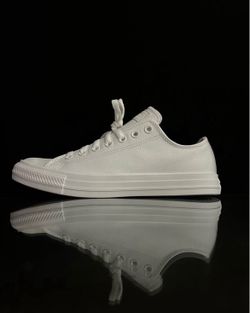 Converse LOWTOP leather $55 OBO