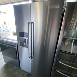 Kitchen Aid Refrigerator