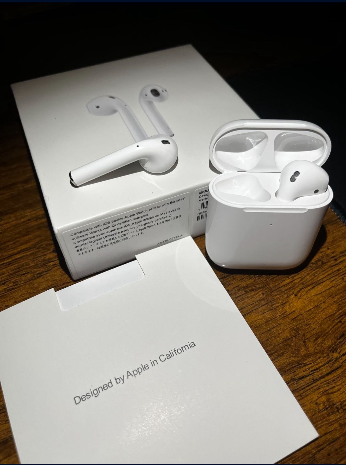 NEW Apple AirPods 2nd Generation