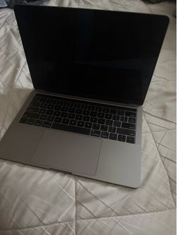 macbook pro 13” 2018