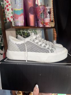 Karl Lagerfeld Giddeon Shoes