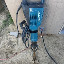 Makita Jack Hammer
