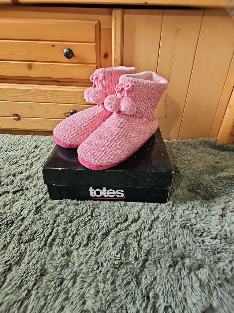 Pink Fluffy Booties