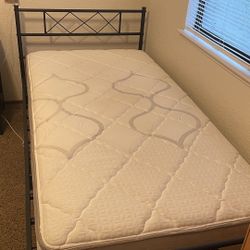 must go! metal bed frame + mattress 