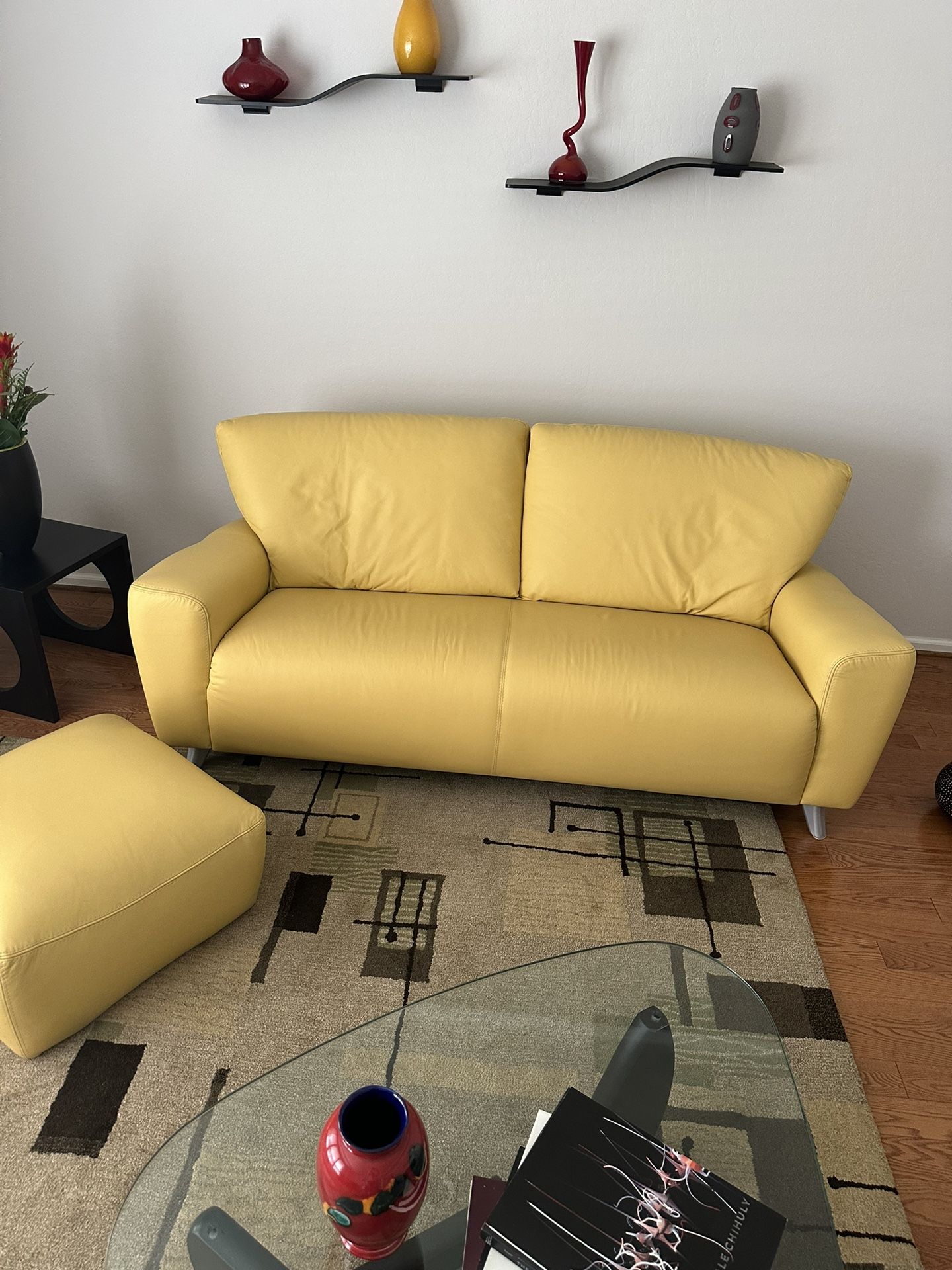 Modern Leather Couch with complimentary ottoman Made in Italy 
