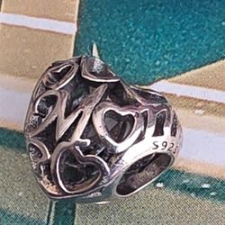 Pandora Mom Charm 