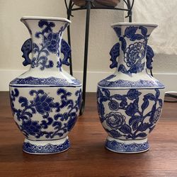 2 Blue & White Chinese Hexagon Lip Vases 